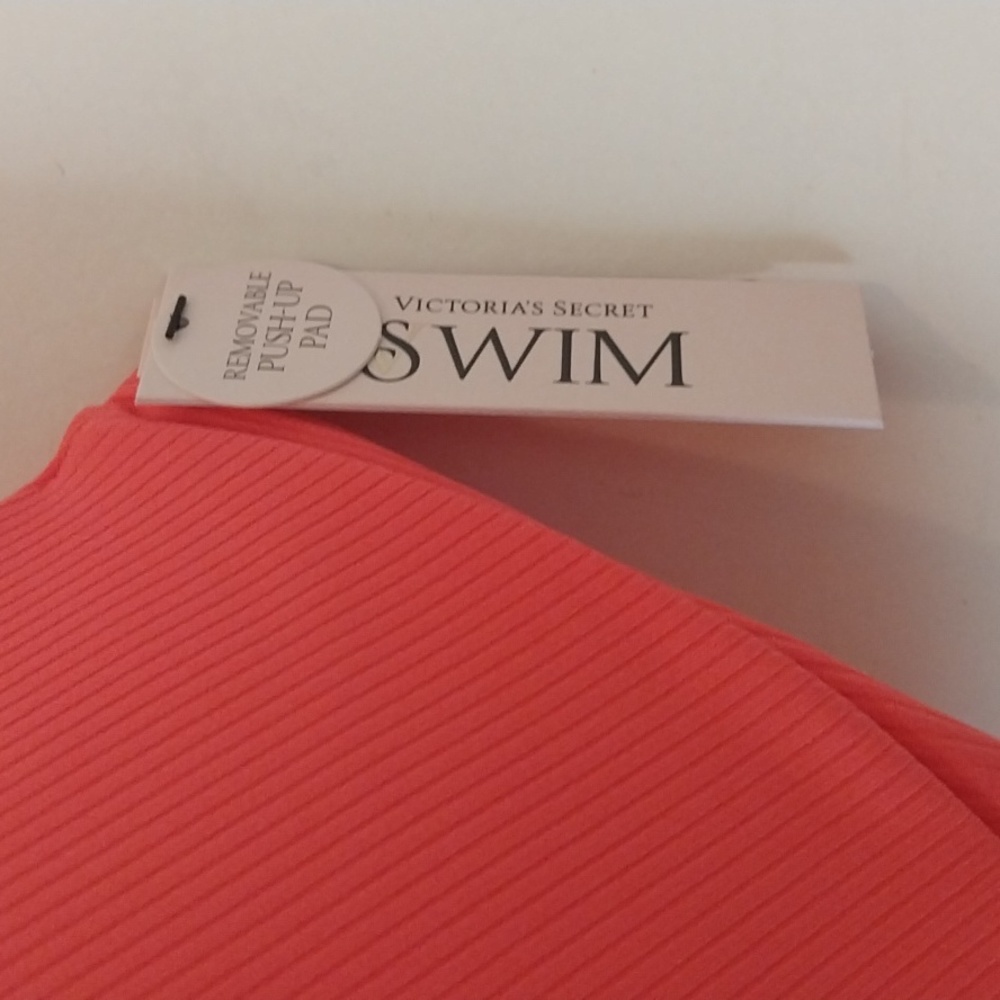 Victoria's Secret Swim Top - Picture 9 of 13